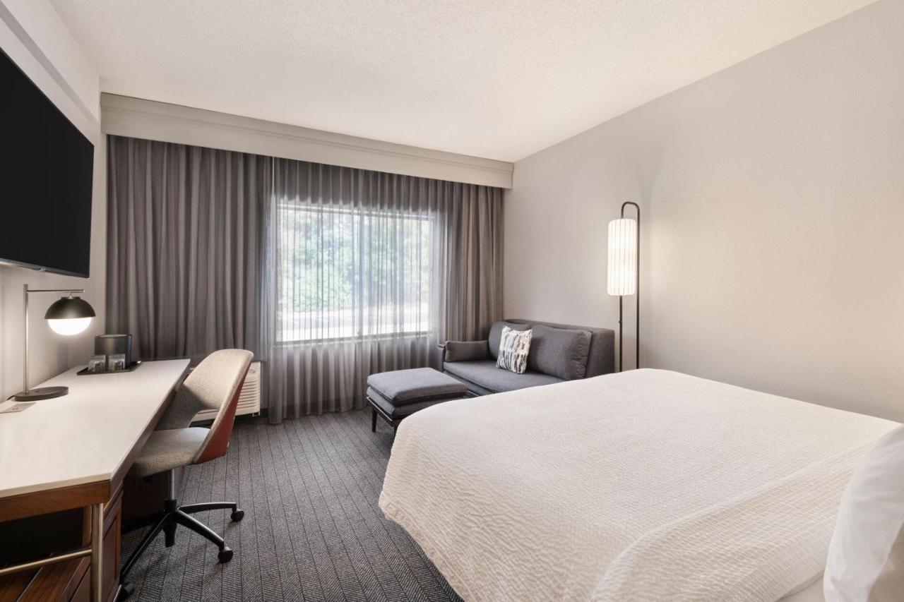 Hotel Courtyard By Marriott Burlington Exterior foto