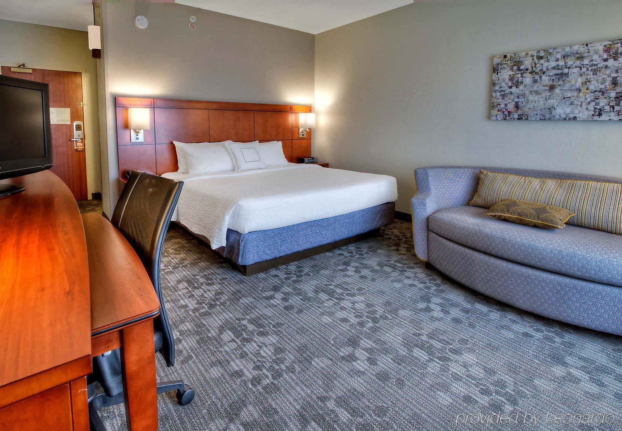 Hotel Courtyard By Marriott Burlington Exterior foto